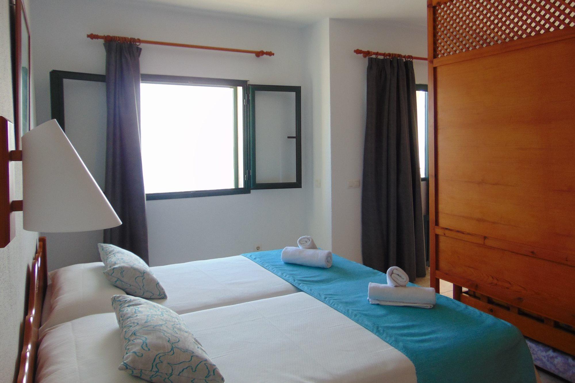 Apartamentos Moon Dreams Cabo De Banos Cala'N Blanes  Exteriér fotografie