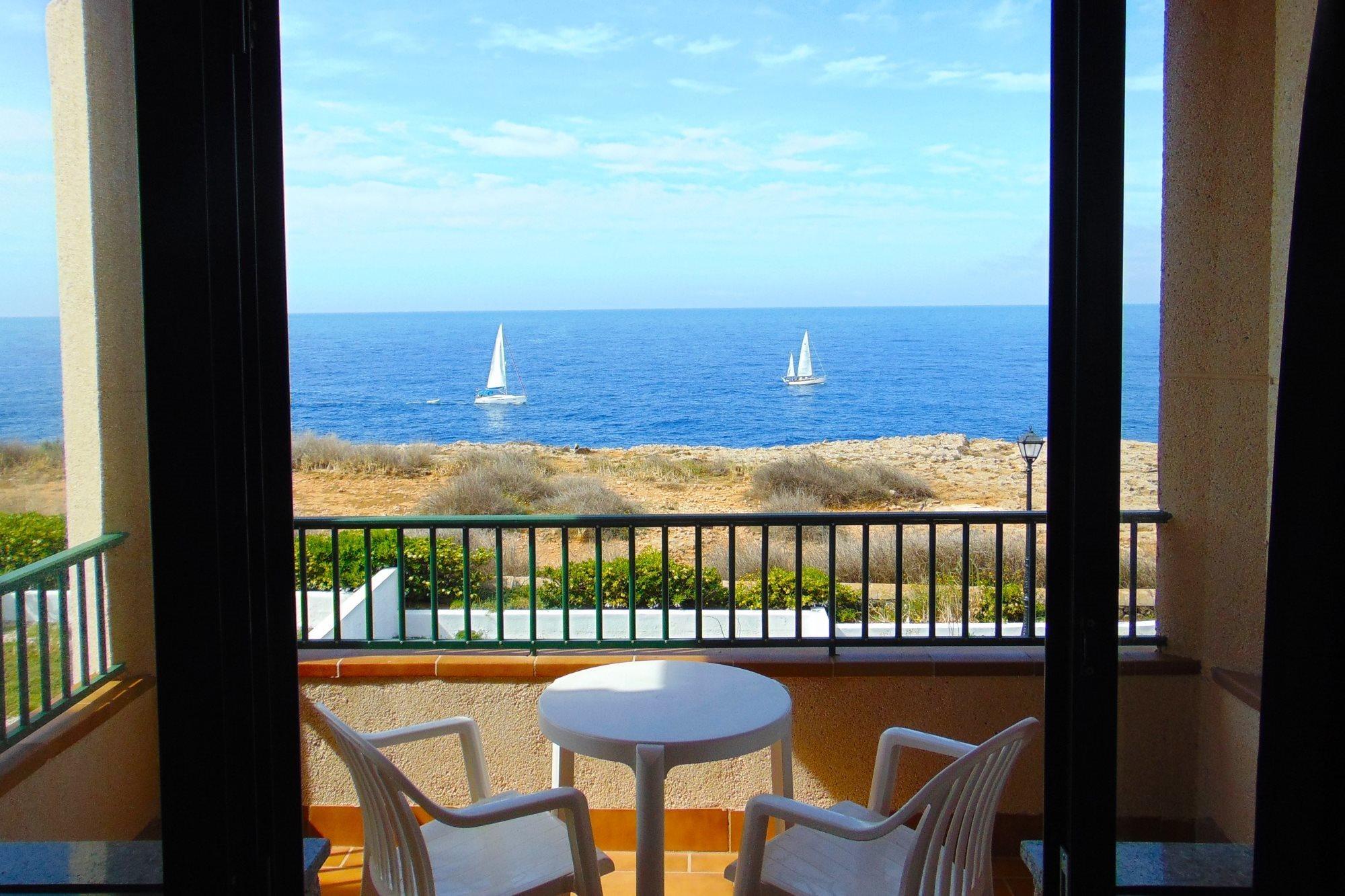 Apartamentos Moon Dreams Cabo De Banos Cala'N Blanes  Exteriér fotografie